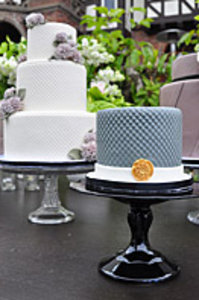 Gatsby Cake Table, Close up of Grey Honeycomb Cake  
