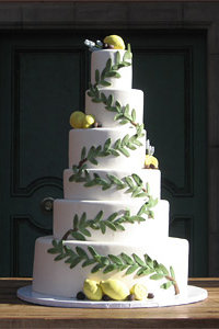Italian Olive Branch Cake 