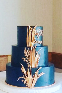 Onyx Cake with Copper Wheat 