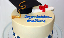 Graduation Cake (Fondant Dot Border)